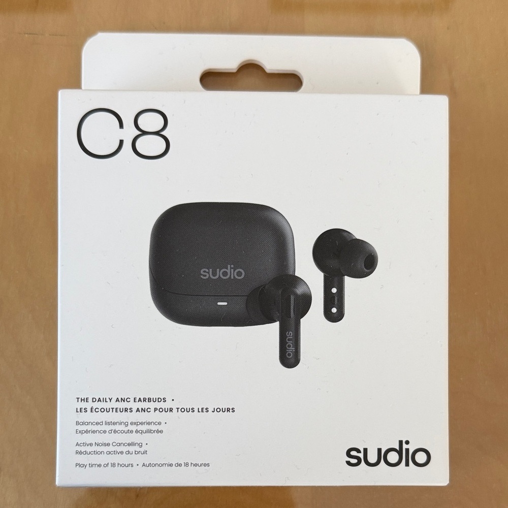 Studio C8 Black Wireless Earbuds NWT